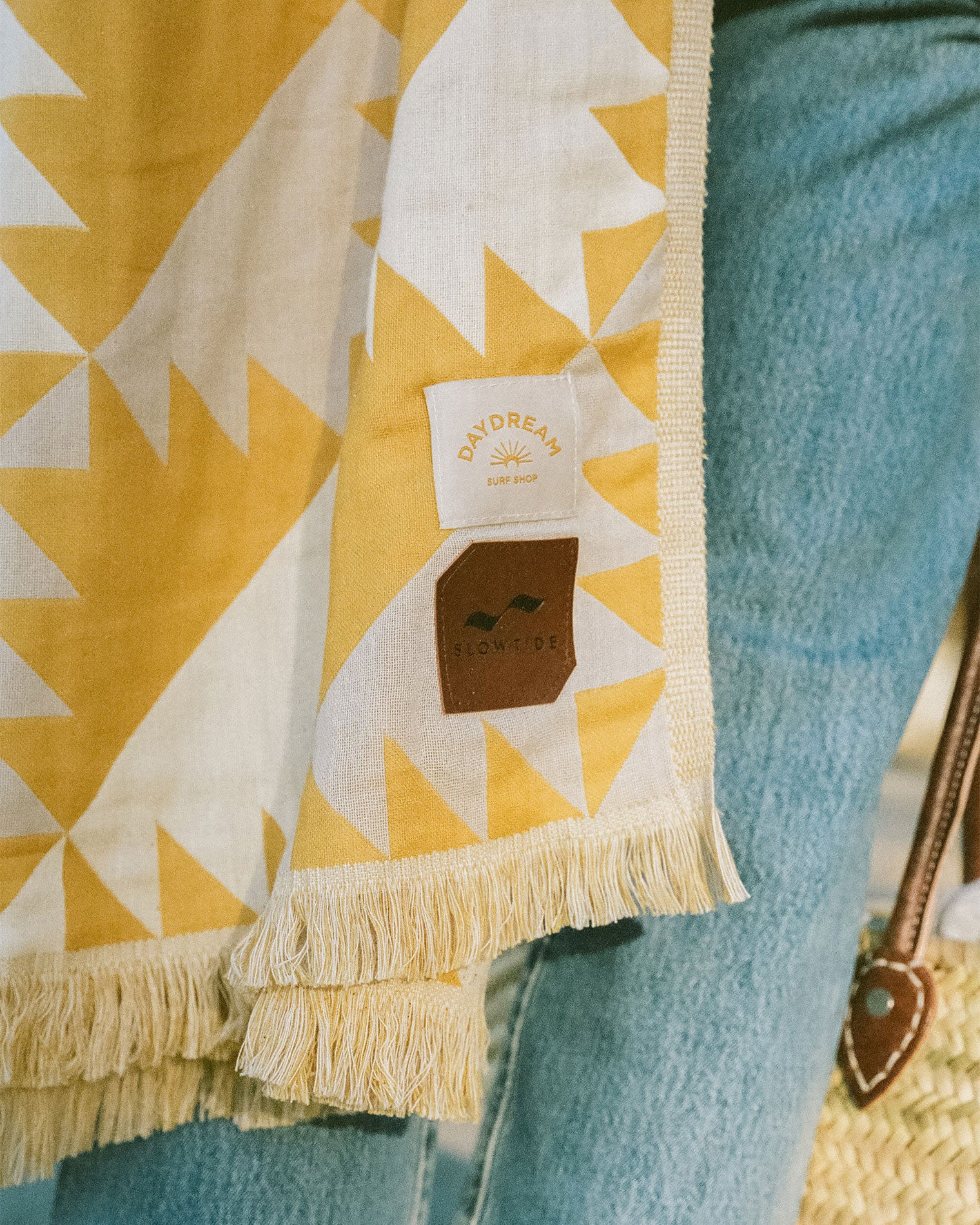 Slowtide Daydream Driftweave Beach Blanket - Curry - Image 3